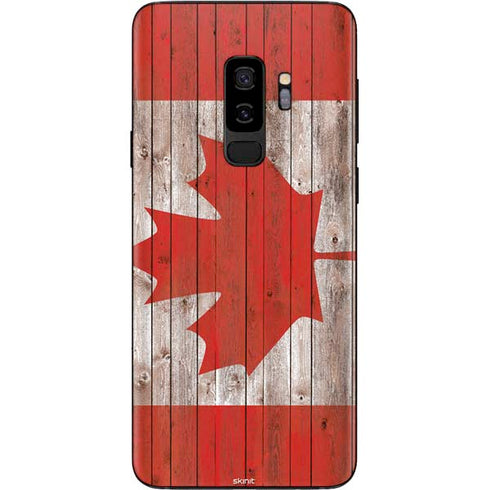 Canadian Flag Dark Wood Galaxy S9 Plus Skin